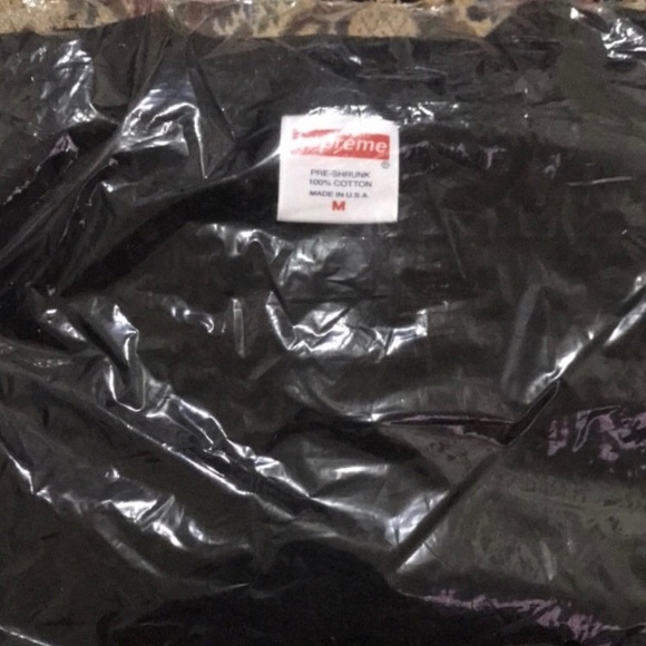 Supreme save the planet tee - Picture 2 of 2